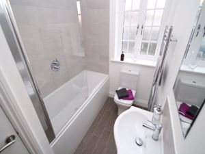 Photo 28- click for photo gallery